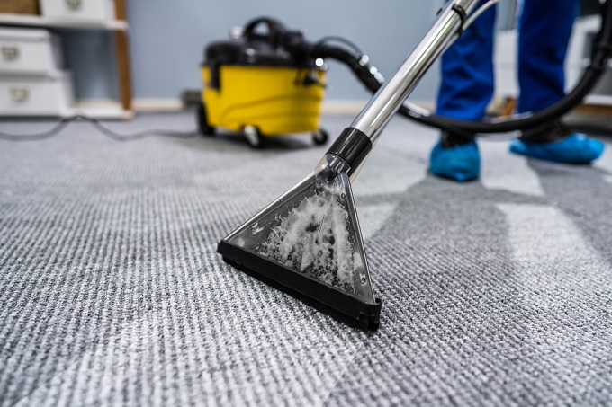 regular-carpet-cleaning-in-commercial-environments